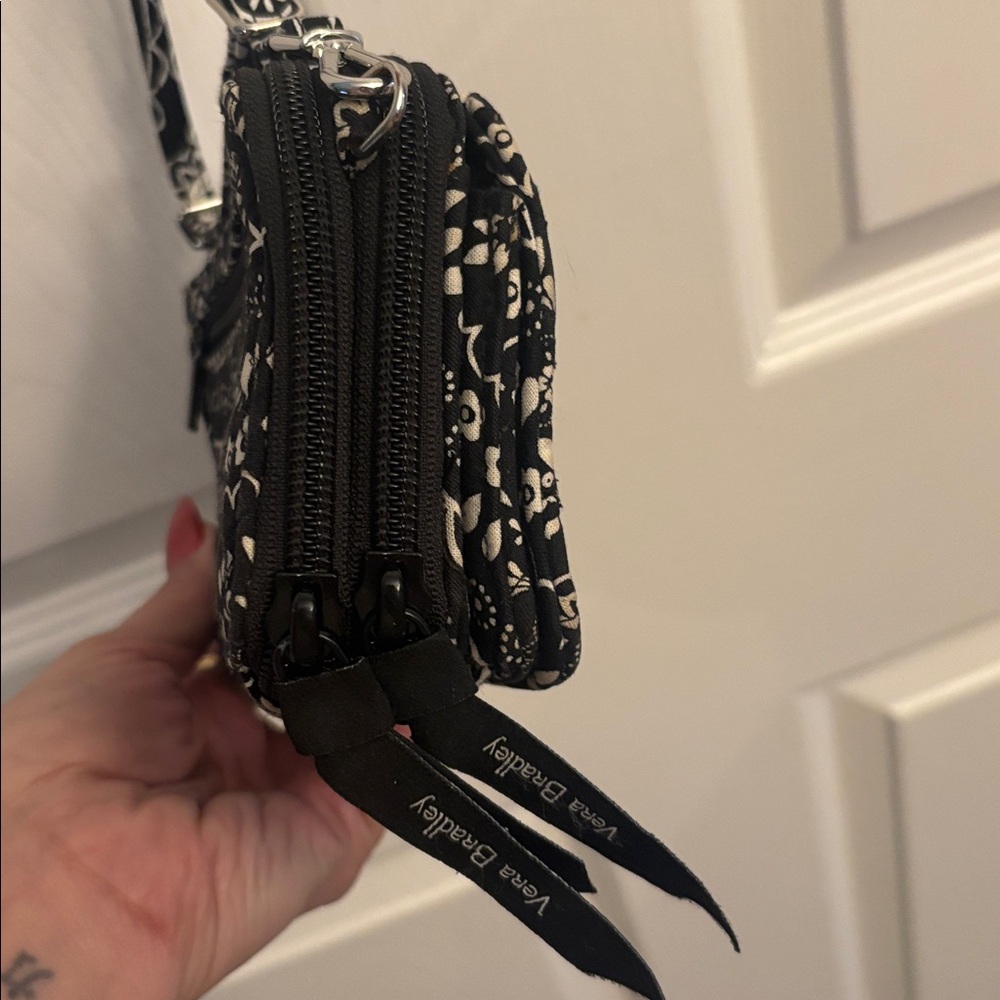 Vera Bradley Black and White Bandana Wallet Purse - Picture 11 of 11